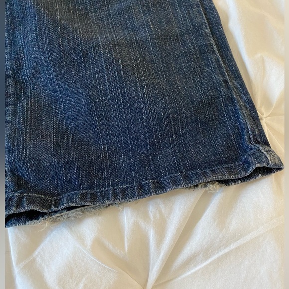 Guess Jeans with crystal embellishments, boot cut, slim fit. Sz 27 - Picture 2 of 9